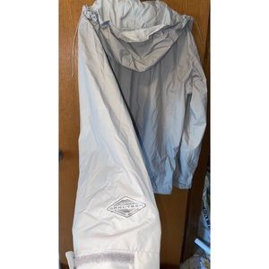 Men’s Columbia Grey Watertight II Omni-Tech Breathable Nylon Rain Jacket - Large